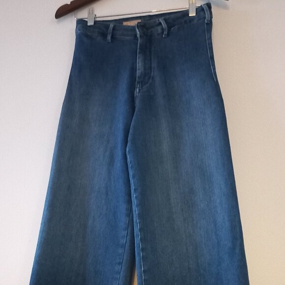 PILCRO (anthropologie) high waist wide leg jeans - Picture 4 of 13